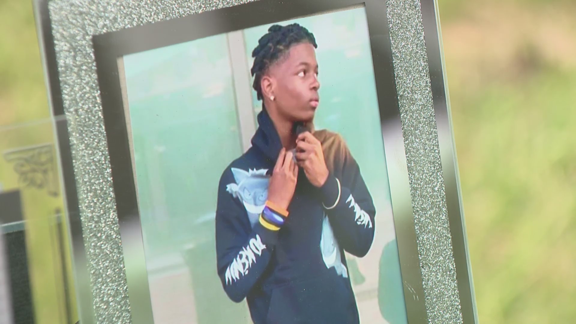 Family of Senn High School student killed by gun violence celebrates ...