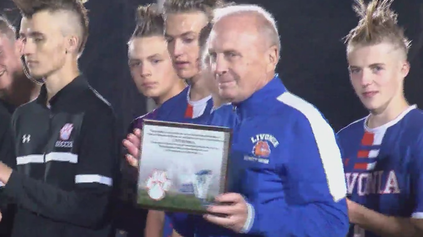 Livonia beats WaylandCohocton, Maxwell winningest Section V