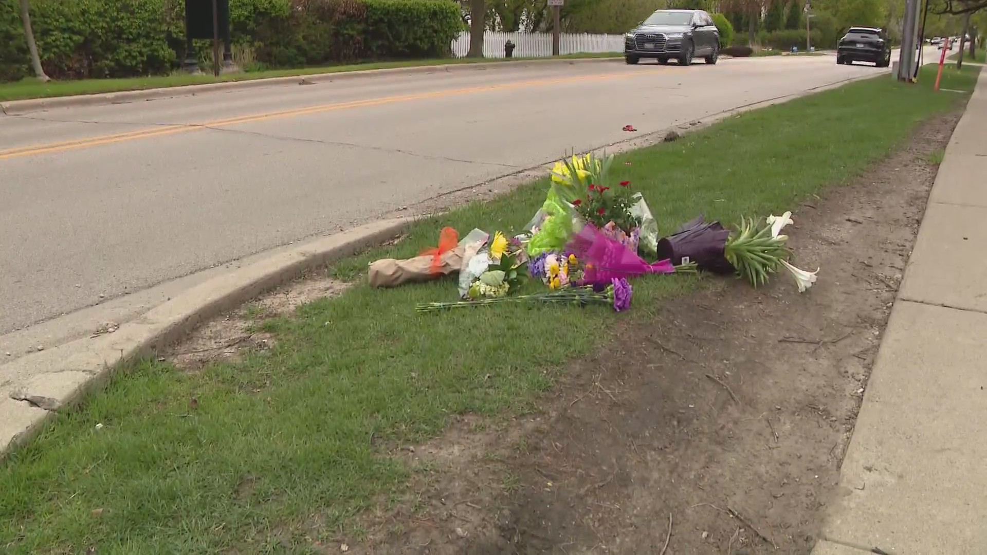 2 women killed, infant critically injured in Winnetka crash – WGN-TV