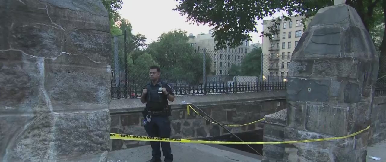 Man fatally stabbed inside Manhattan subway station: NYPD – PIX11