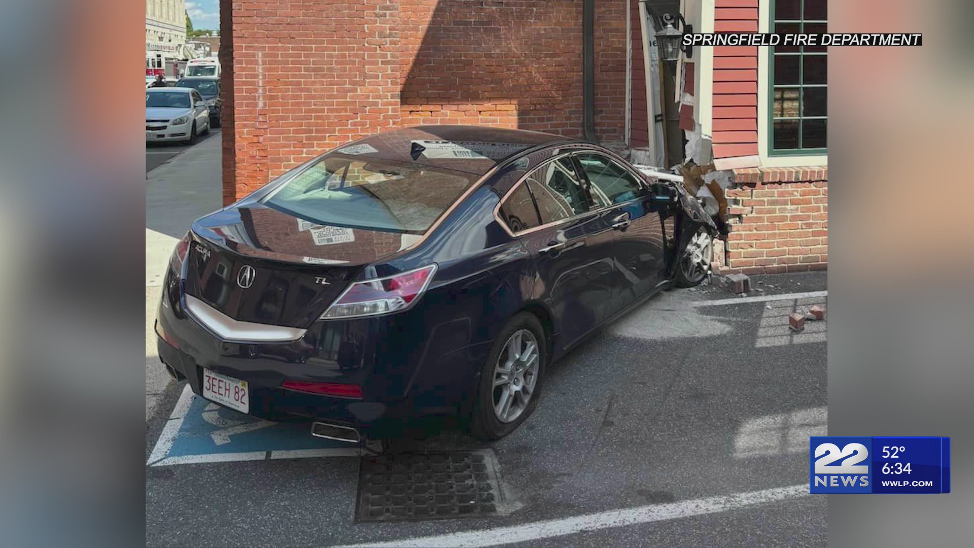 One person hurt after car crashes into Springfield building – WWLP