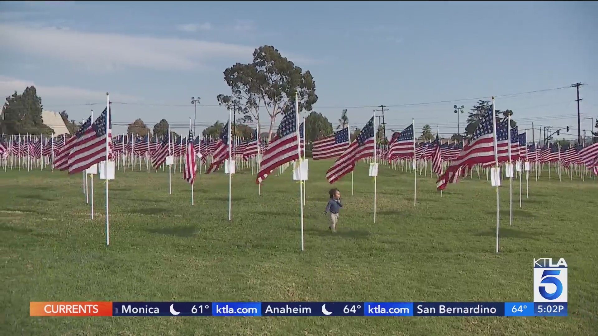 Thousands of flags fill fields across Southern California for Veterans ...