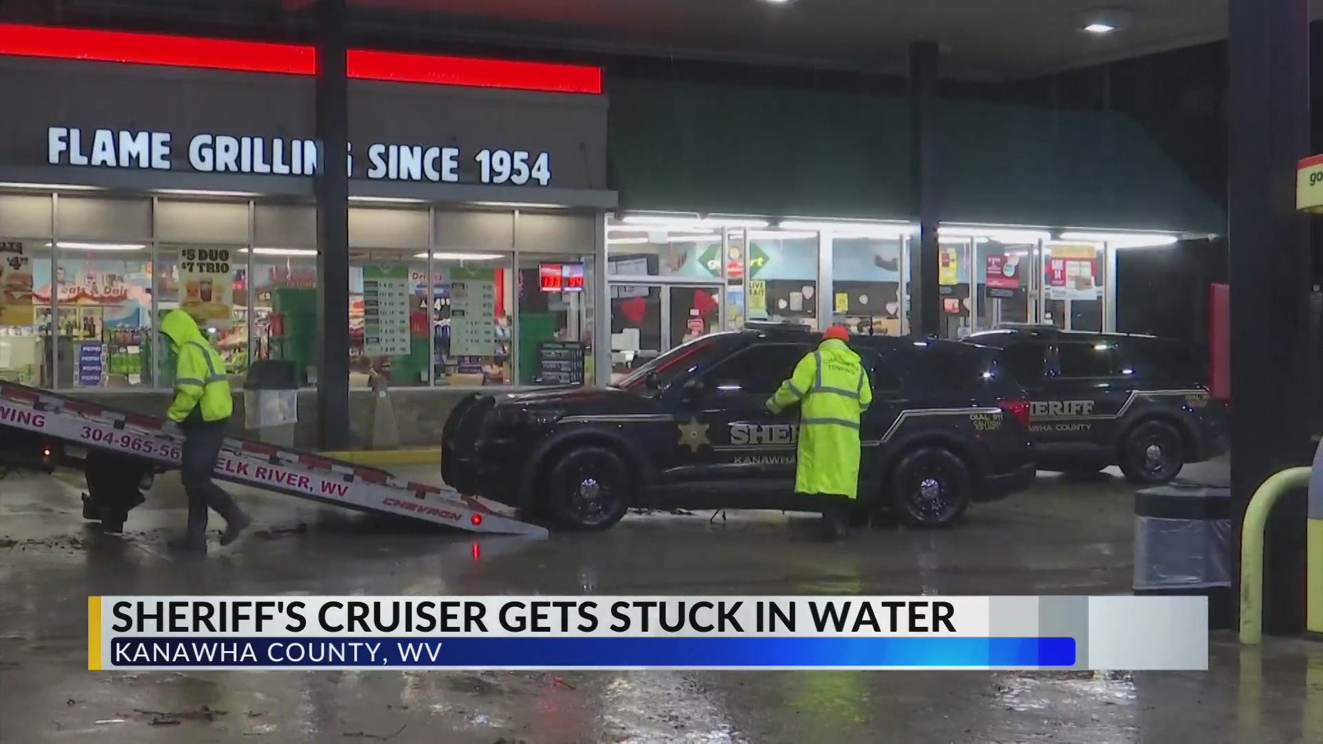 Vehicles, including Kanawha cruiser, get stuck in high water – WOWK 13 News