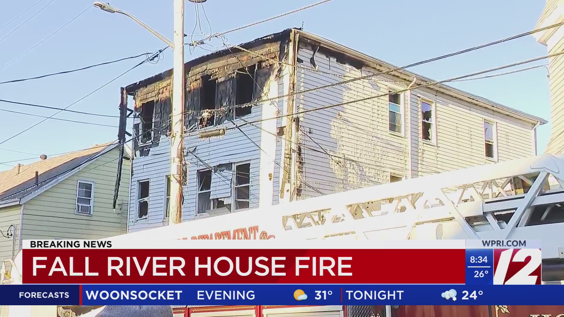 1 person hurt in Fall River triple-decker fire – WPRI.com