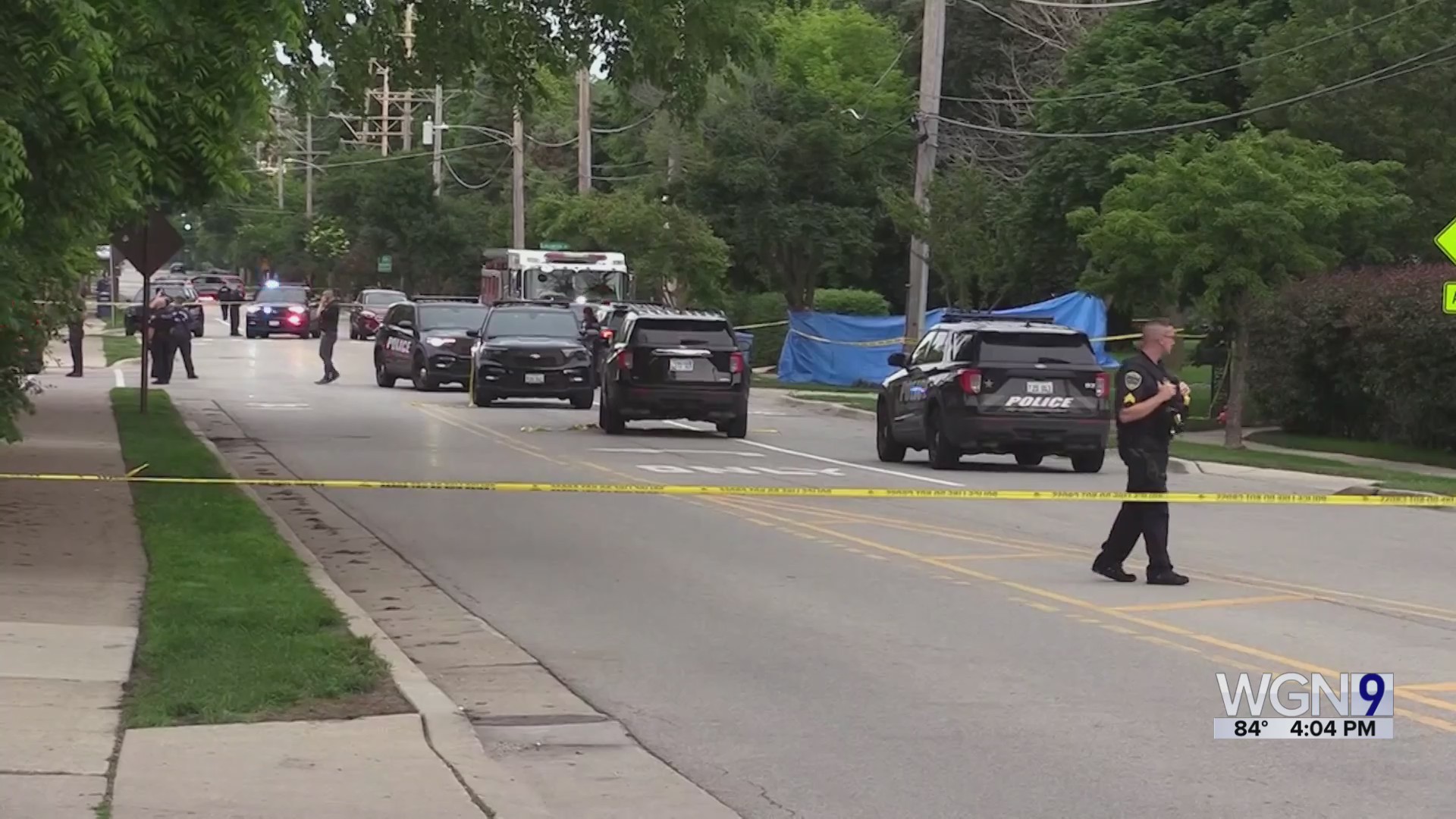 Highland Park police shot, killed a suspect Friday morning – WGN-TV
