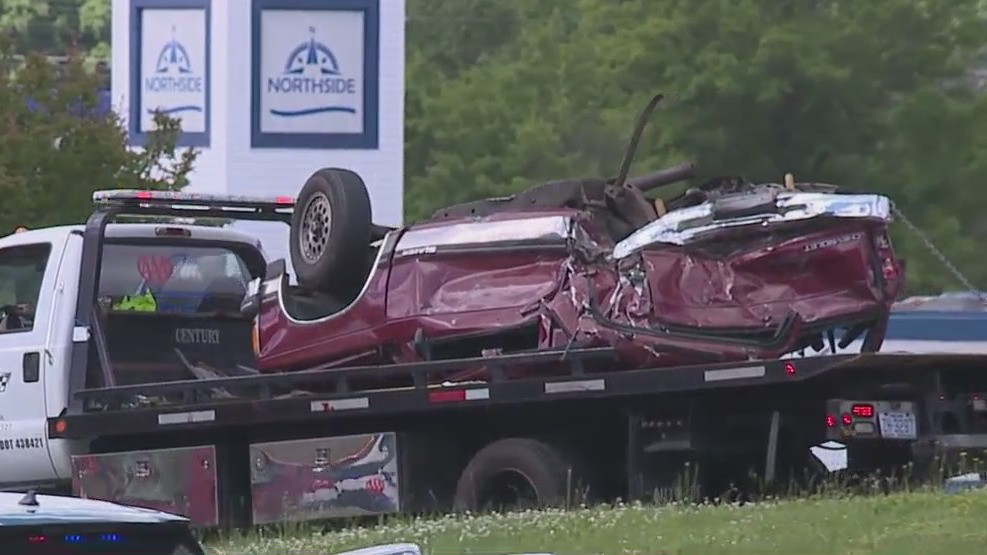 Highway reopens after multi-vehicle crash on US 52 – FOX8 WGHP