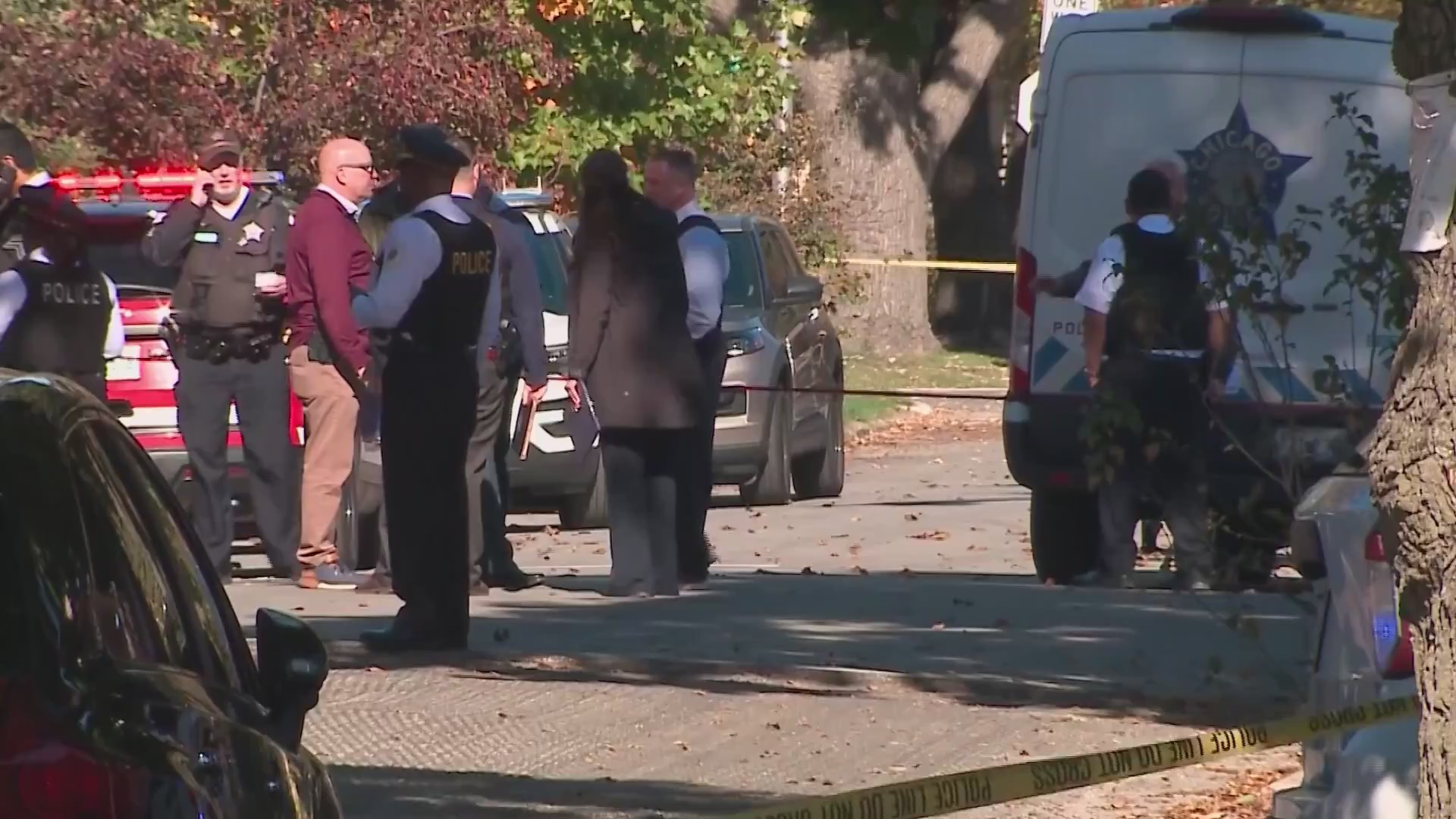 Man charged in West Rogers Park shooting involving officers – WGN-TV
