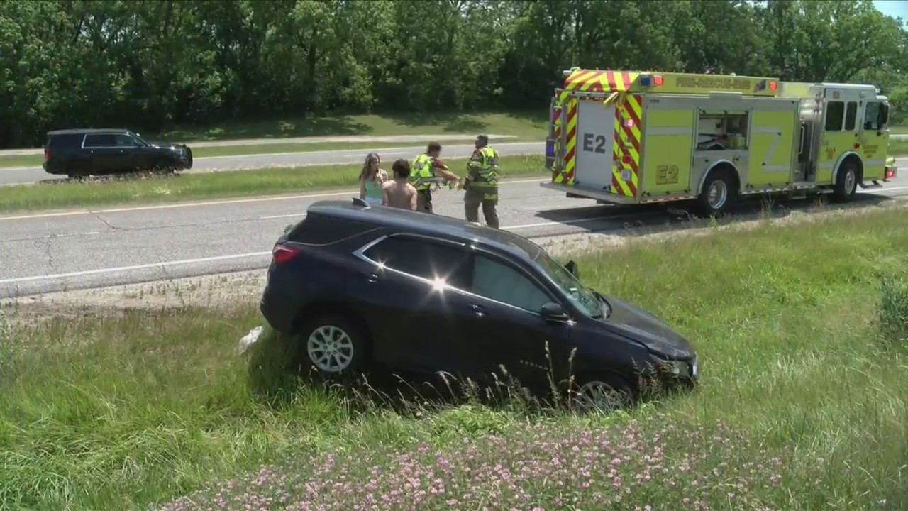 Two-vehicle crash shuts down part of U.S. Highway 67 in Milan – WHBF ...