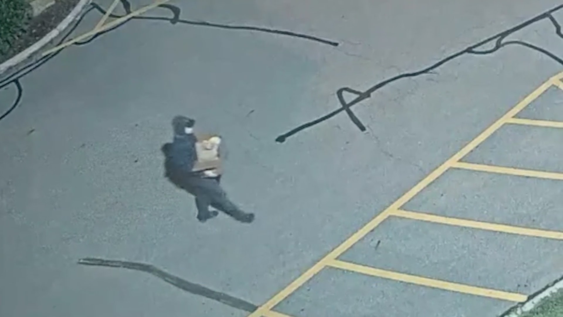 Oshkosh Police Department ‘suspicious’ fire after suspect seen placing ...