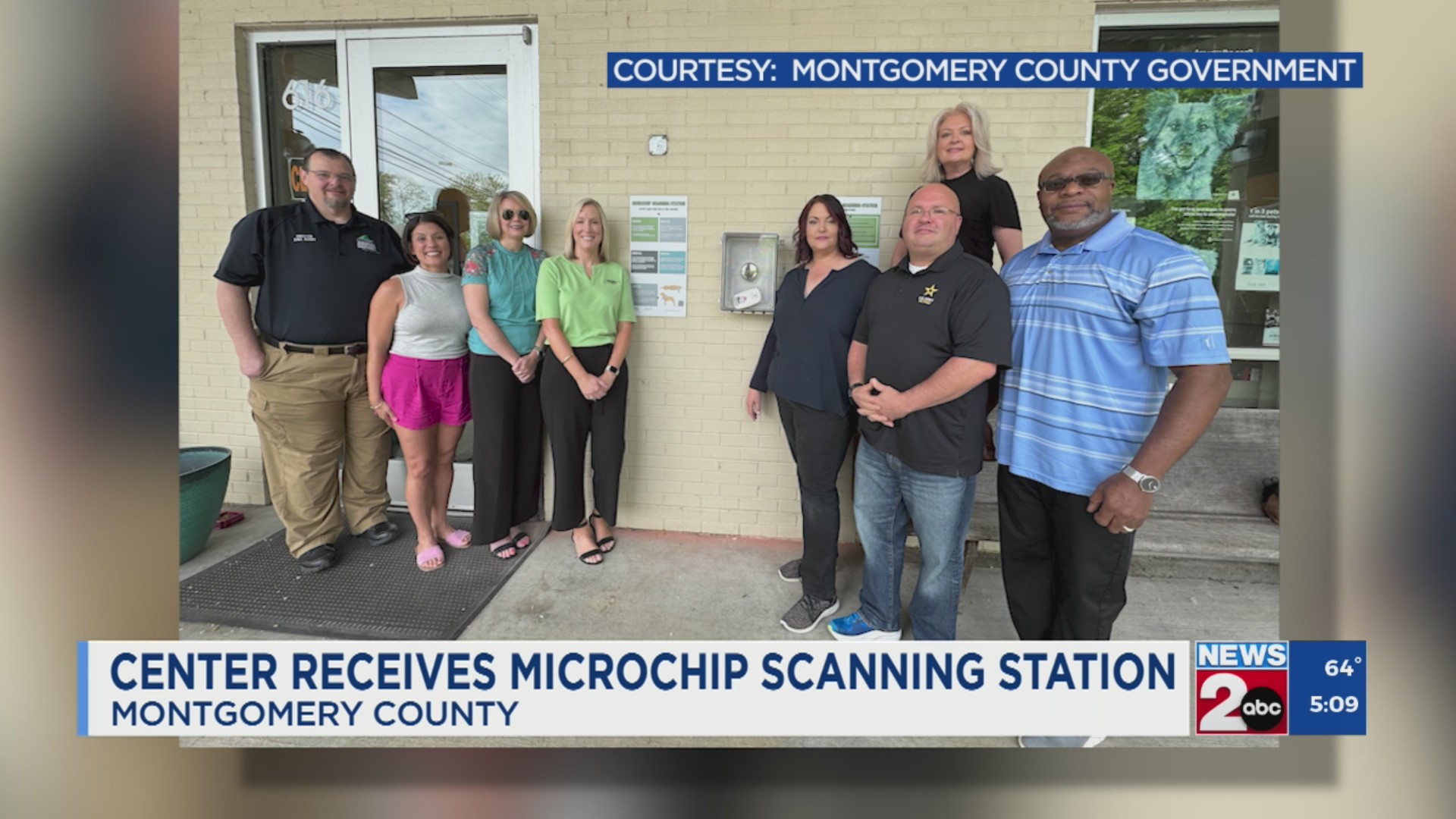 Montgomery County Animal Care and Control gifted microchip scanner(00)
