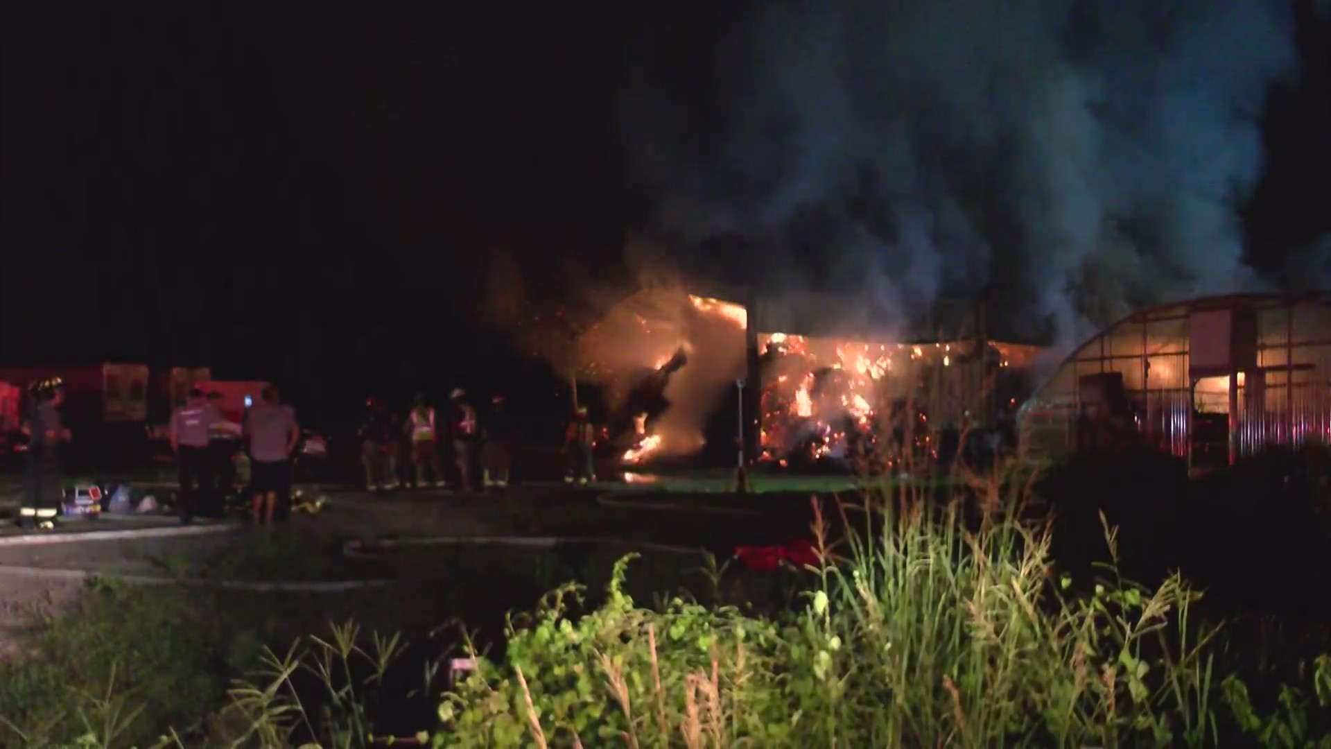 Crews battling structure fire at Snow Hill farm – WNCT
