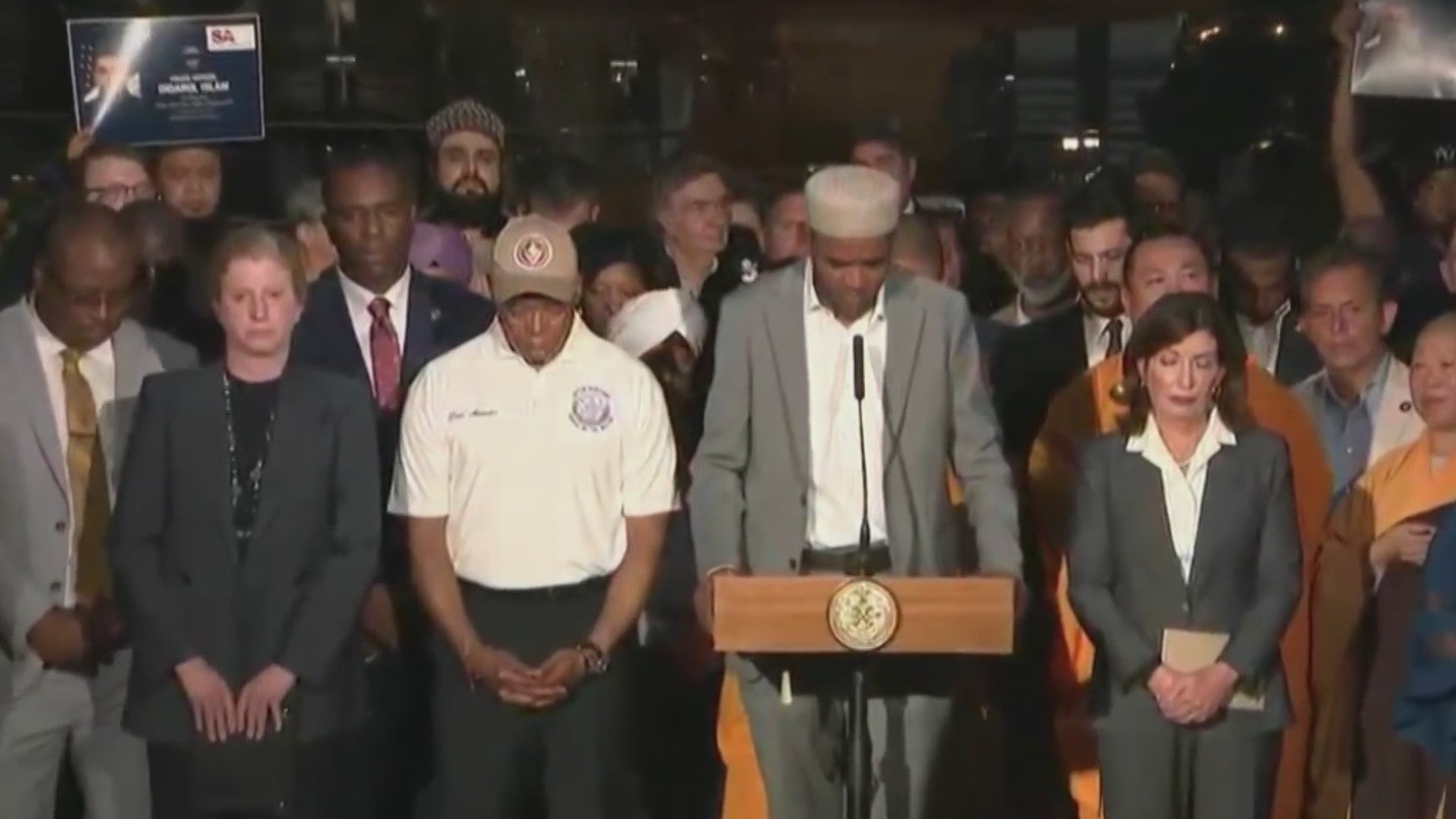 NYC holds vigil for victims killed in Manhattan shooting – PIX11