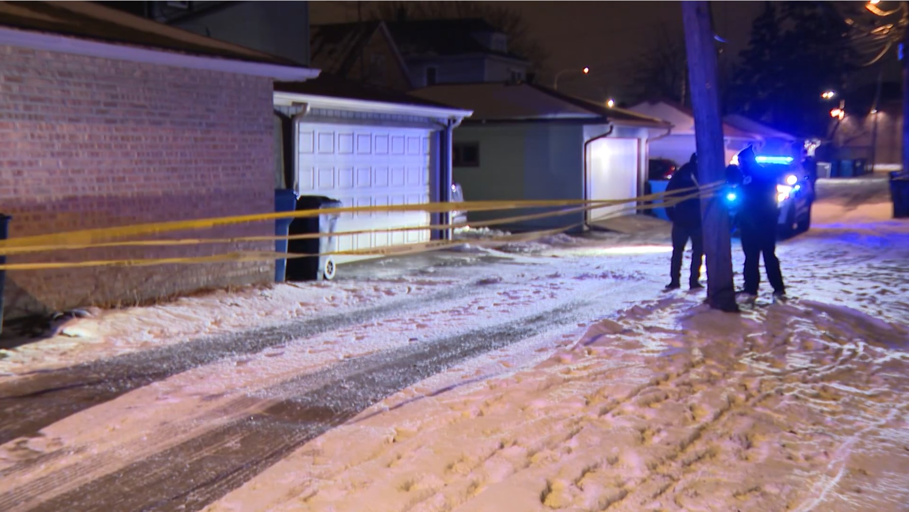 4-year-old girl among 3 injured after shots fired into Far South Side ...