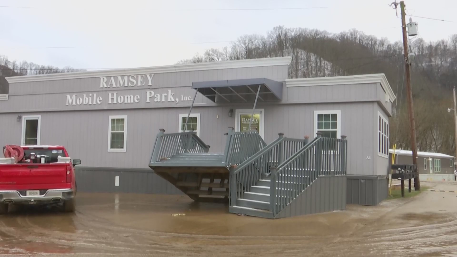 Hundreds evacuated during height of flooding in Kentucky – WOWK 13 News