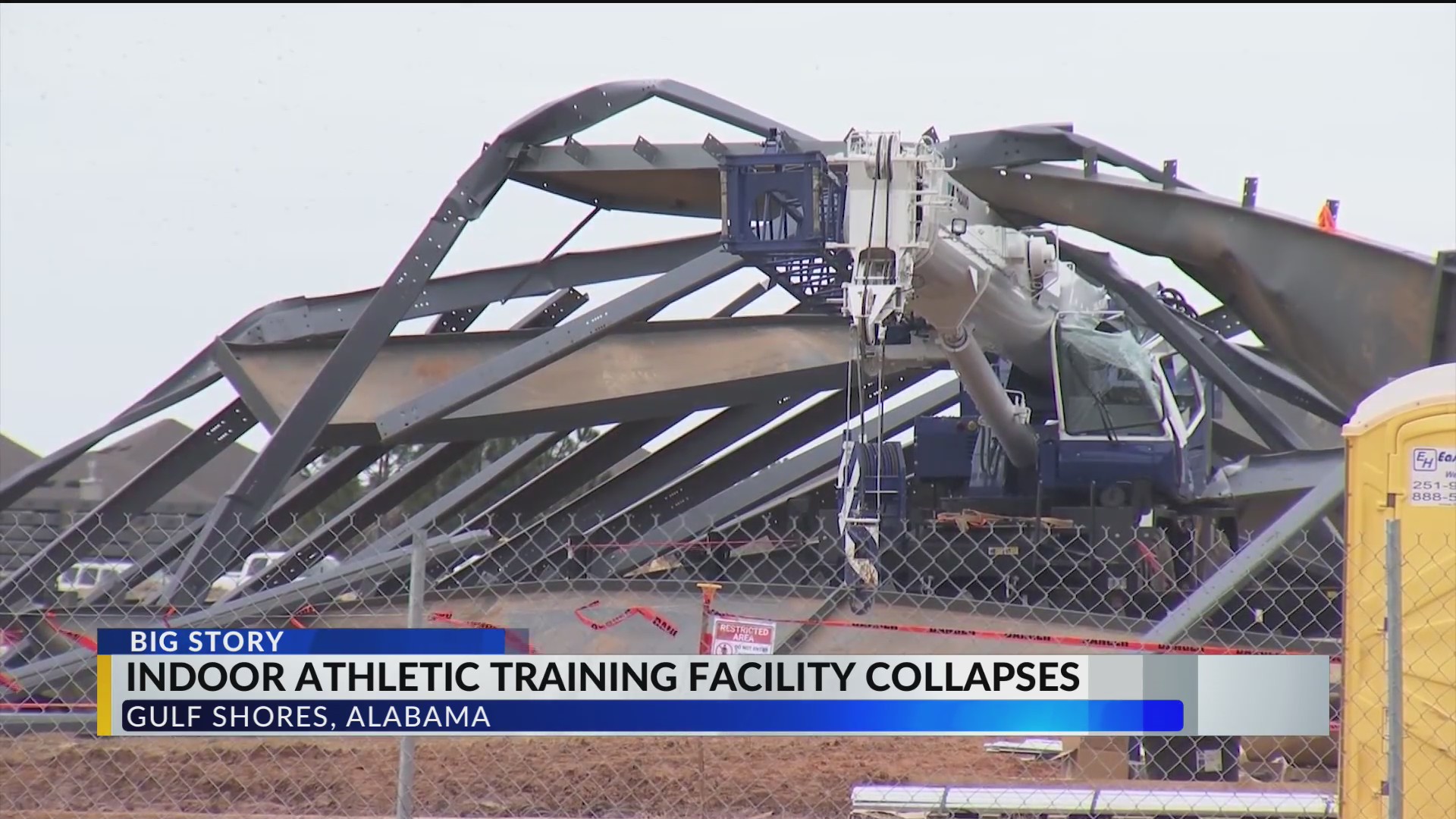 Gulf Shores High School indoor athletic training facility collapses ...
