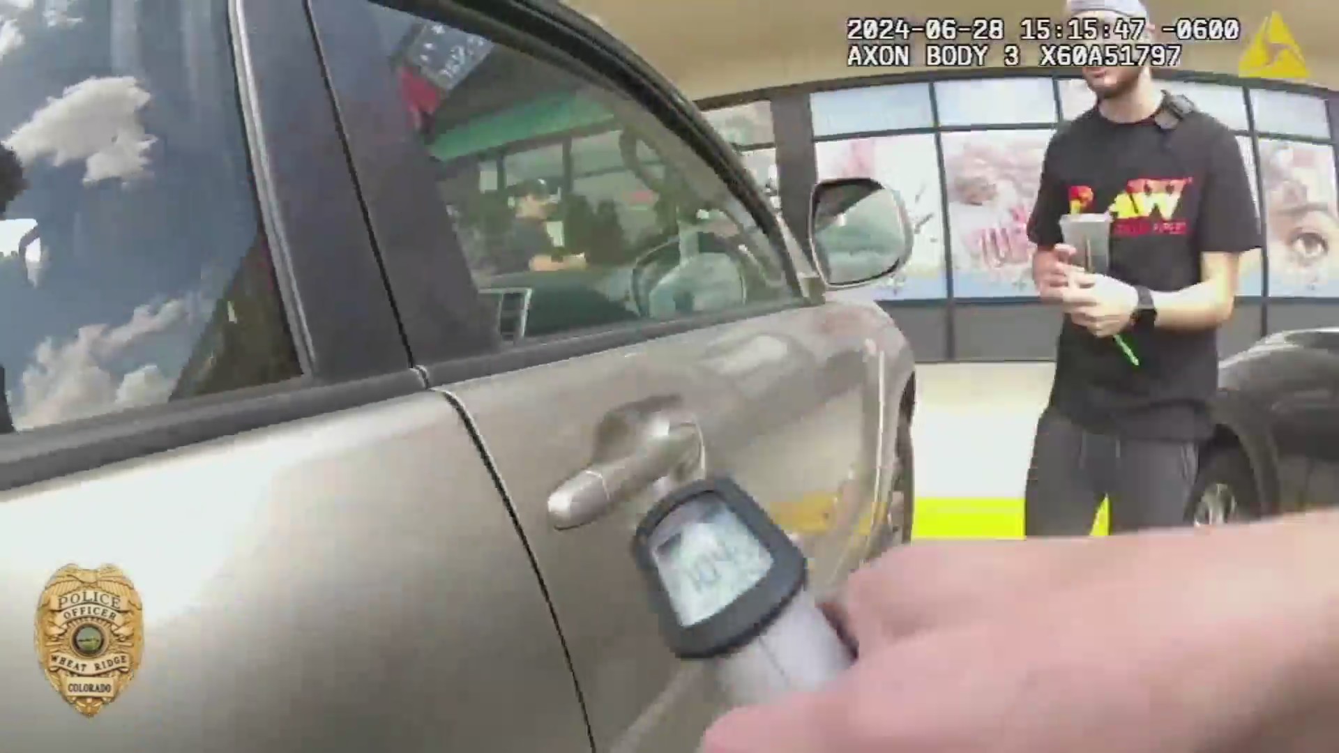 Wheat Ridge officer helps save dog from 104-degree car – FOX31 Denver