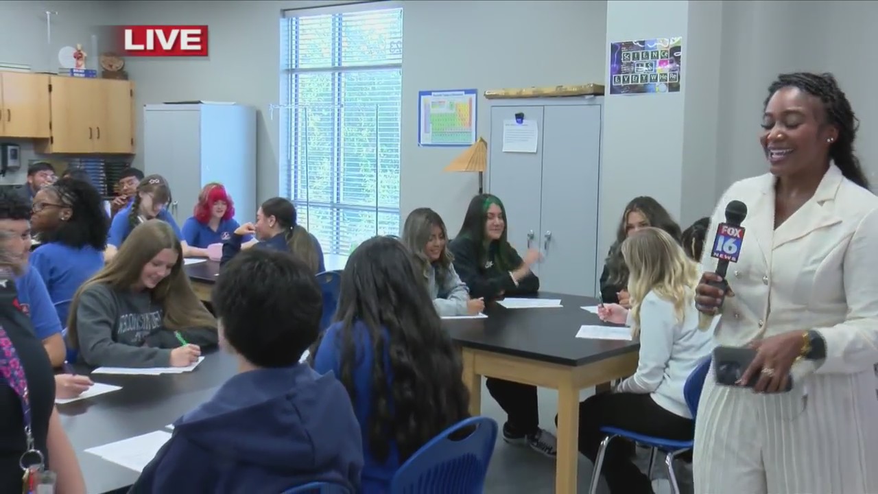 Lisa Racine Classmates Lisa Academy welcomes students back to class – KLRT – FOX16.com