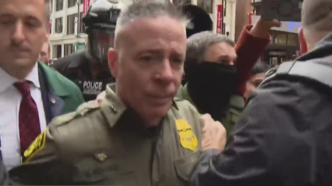 Border Patrol chief ordered to provide daily reports on Chicago ...