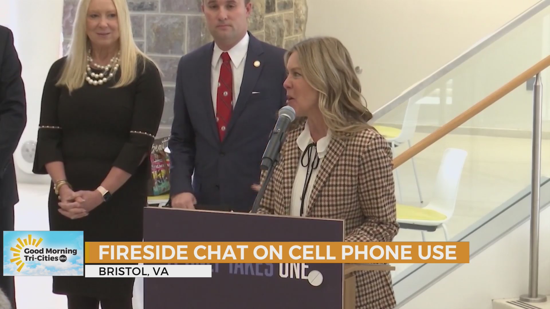 Bristol, Virginia Schools to host viewing of VDOE chat on cell phone