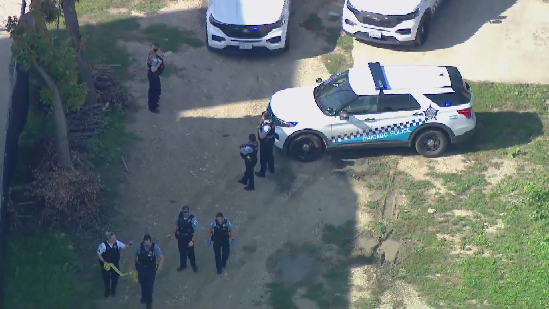 15-year-old killed, child injured in South Side shooting – WGN-TV