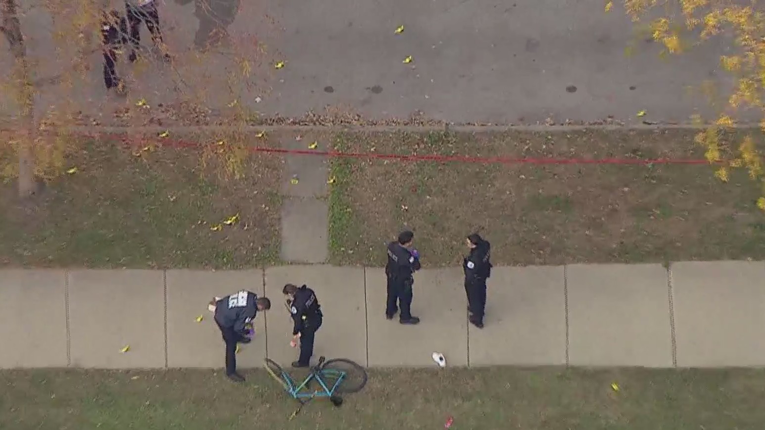 Teen boy killed in Near West Side drive-by shooting – WGN-TV
