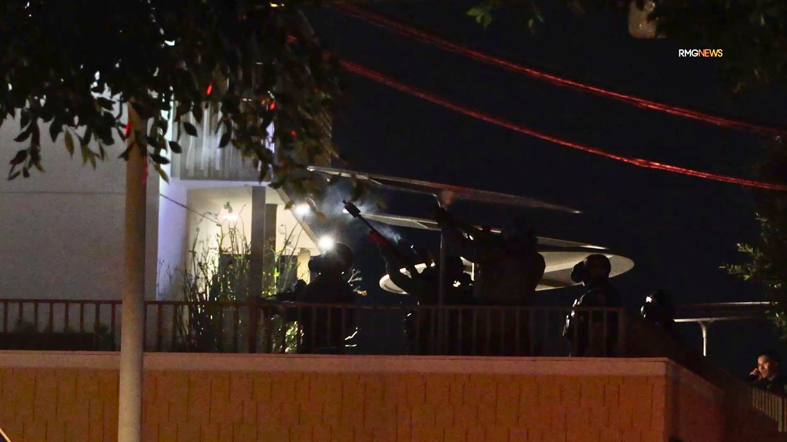 Santa Monica housing facility evacuated during barricade - KTLA