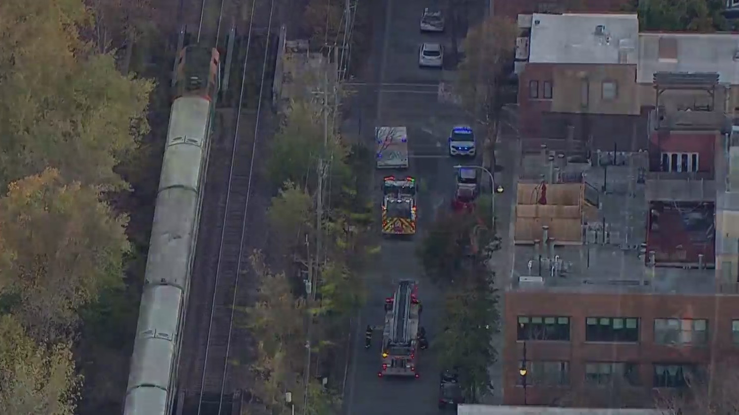 Pedestrian fatally struck by Metra UP-N train – WGN-TV