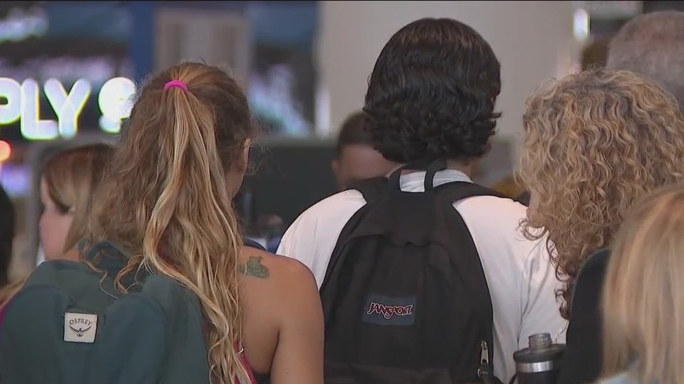 Flight reductions at SAN take effect – FOX 5 San Diego & KUSI News