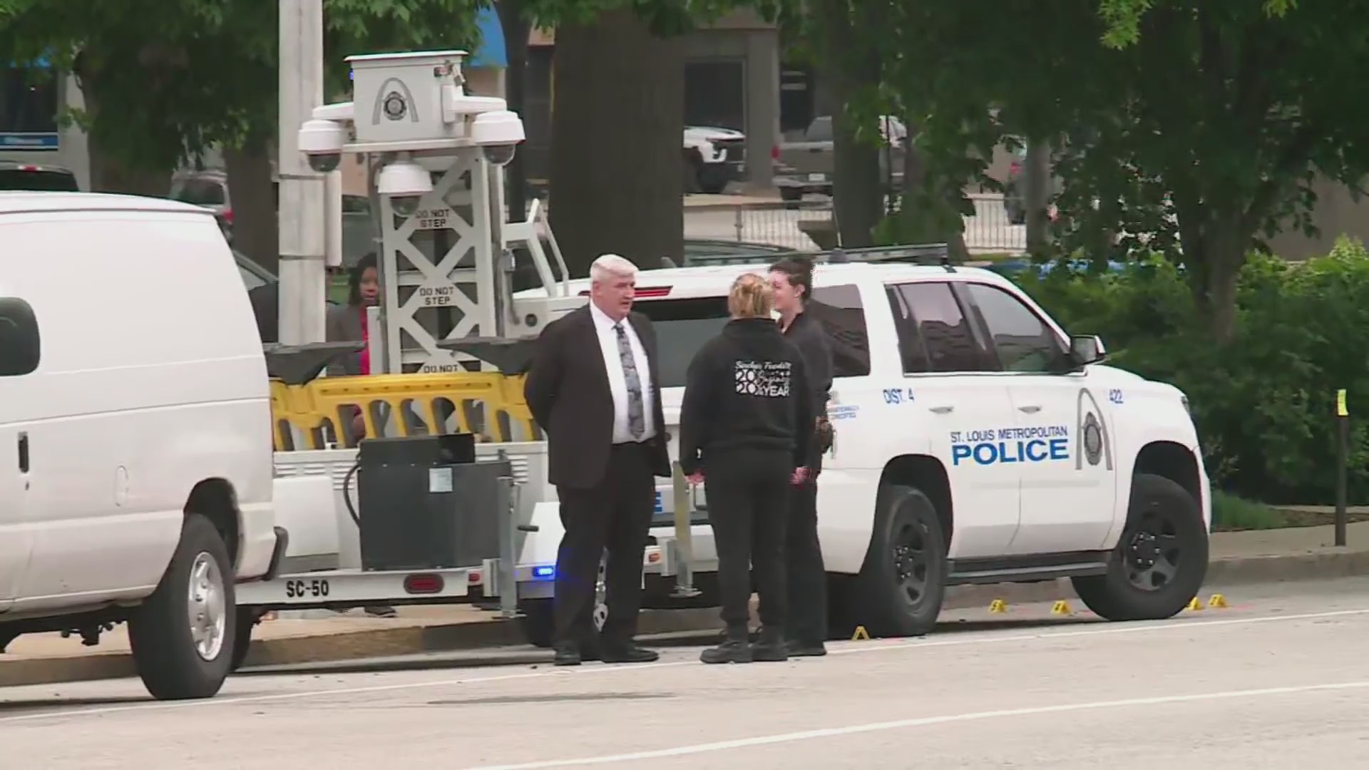Officer fatally shoots armed suspect near St. Louis City Hall – FOX 2