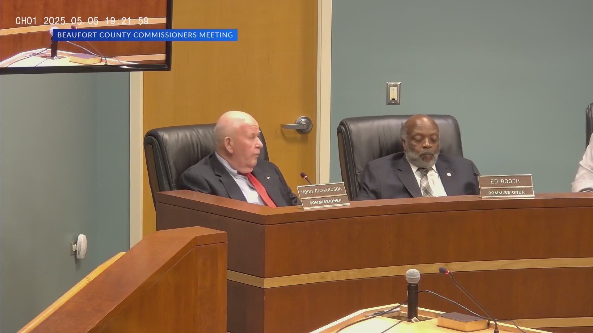 Save Sw Snowden Sign Beaufort County Commissioners weigh the costs of Closing SW Snowden – WNCT