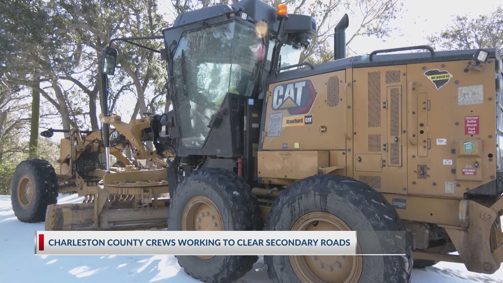 Charleston County crews working to clear secondary roads – WCBD News 2