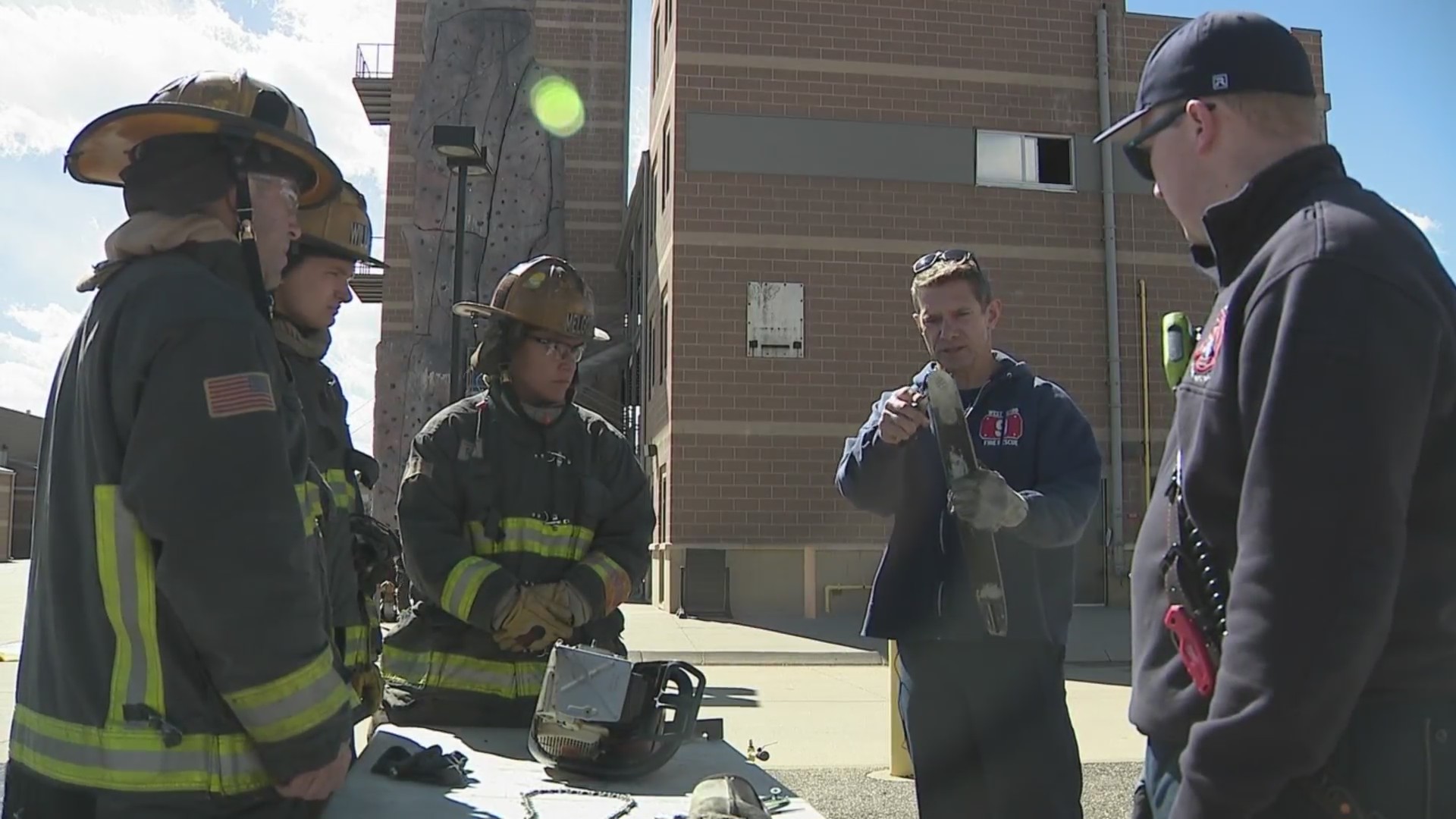 Agencies prepare as strong winds cause high fire danger – FOX31 Denver