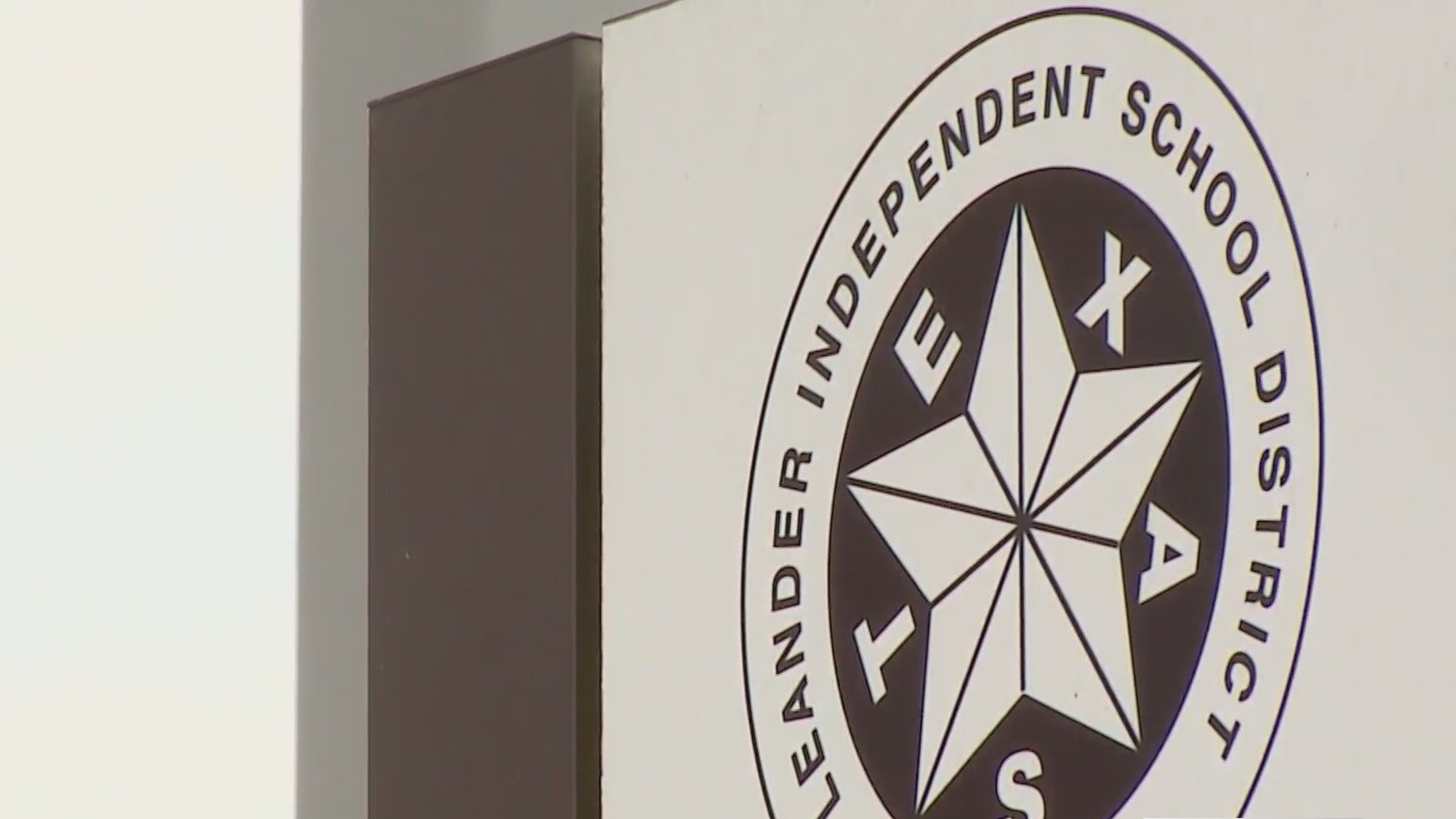 Leander ISD staffing levels improve, superintendent opposes school ...