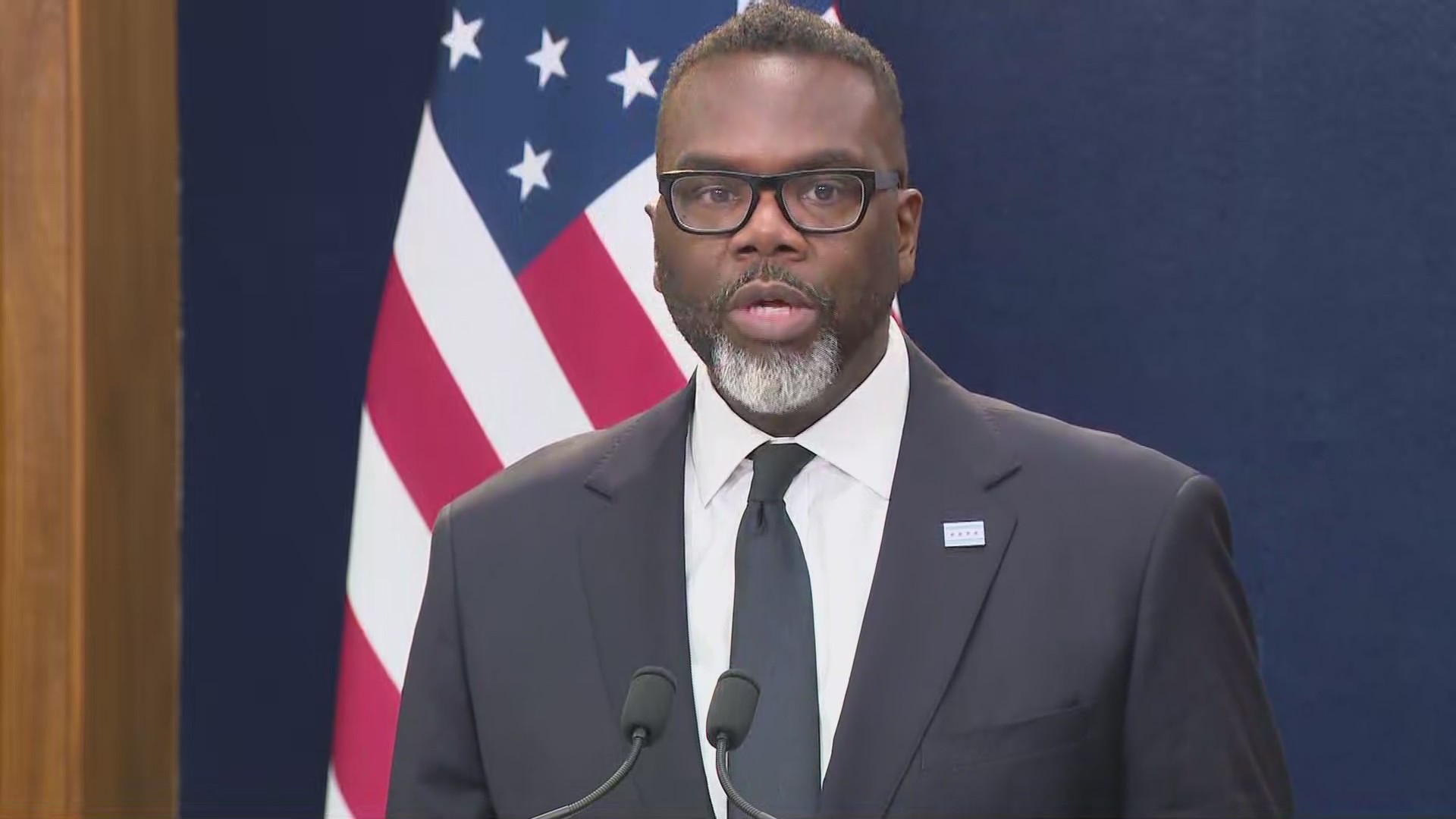 Johnson announces changes to city’s migrant population plan WGNTV