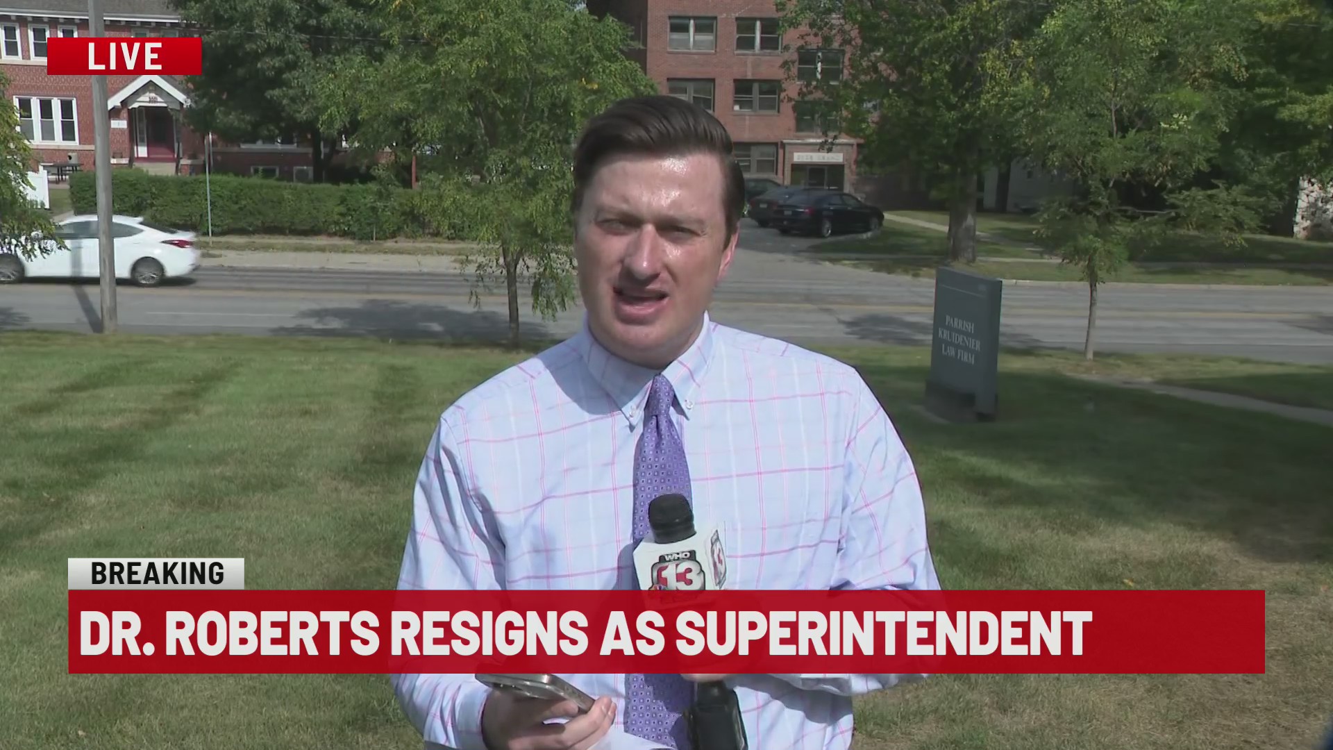Des Moines superintendent resigns after ICE detention; former attorney ...