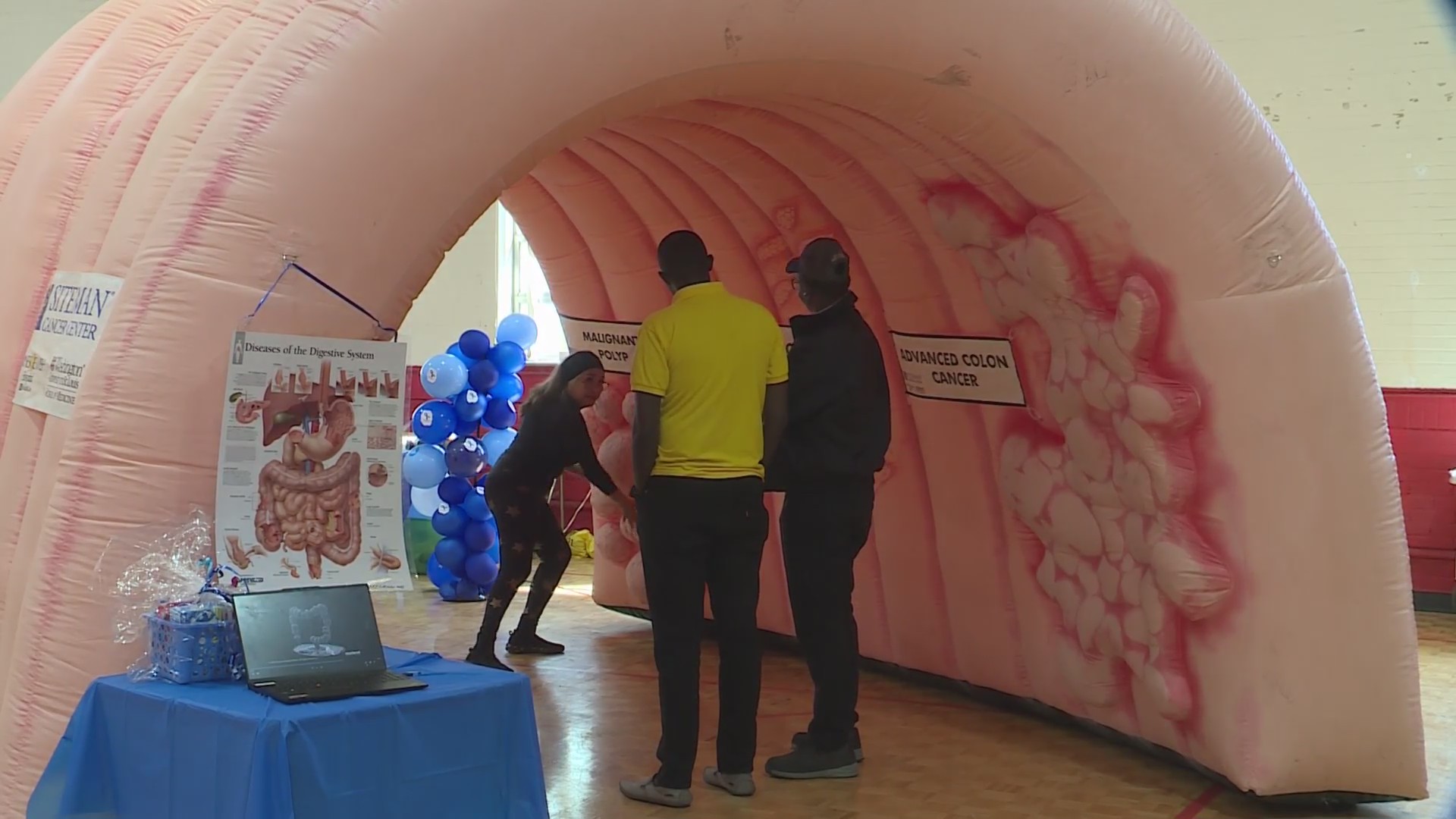 Small Inflatable Colon Inflatable colon exhibit brings colorectal cancer awareness – FOX 2