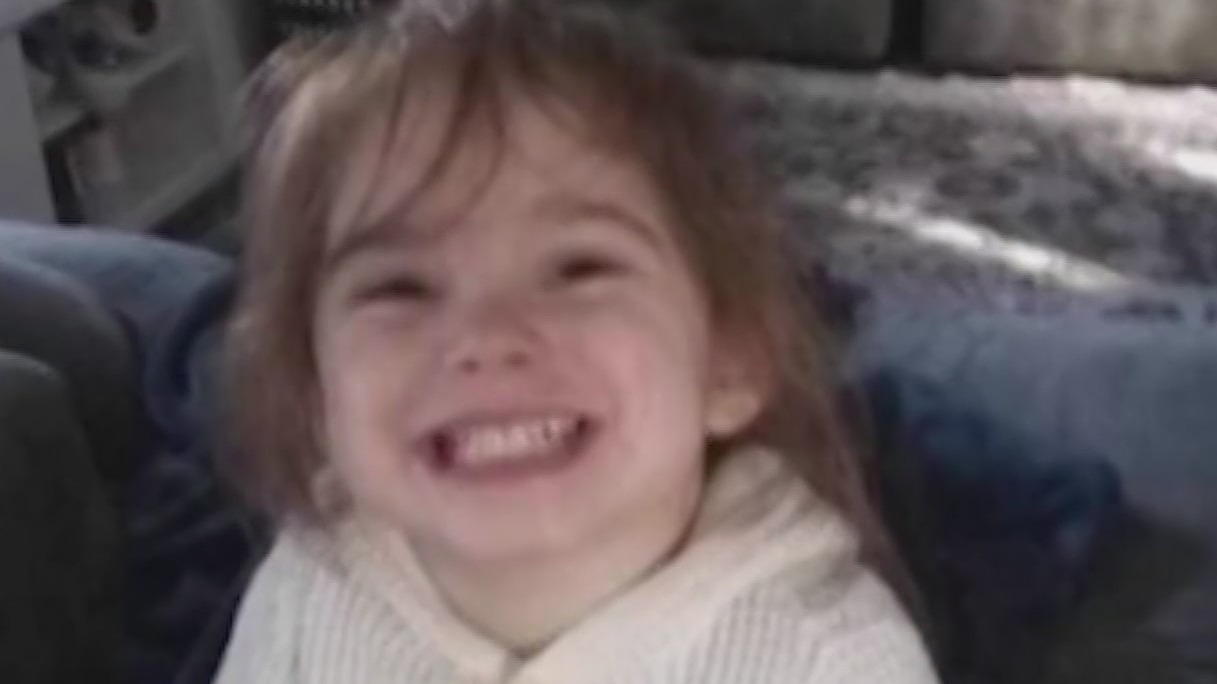 Toddler dies of fentanyl overdose in NE Portland, search underway for ...