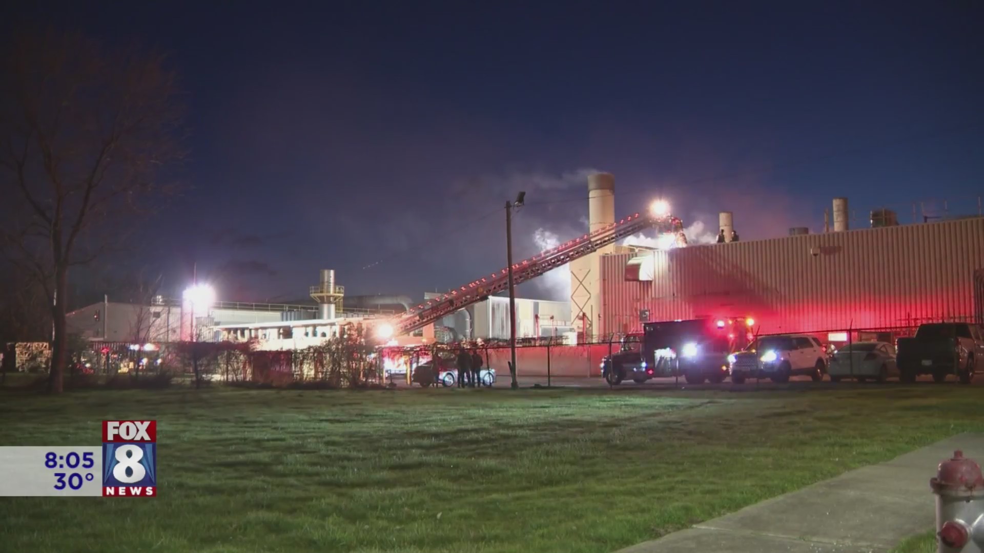 19 departments respond to local business fire – Fox 8 Cleveland WJW