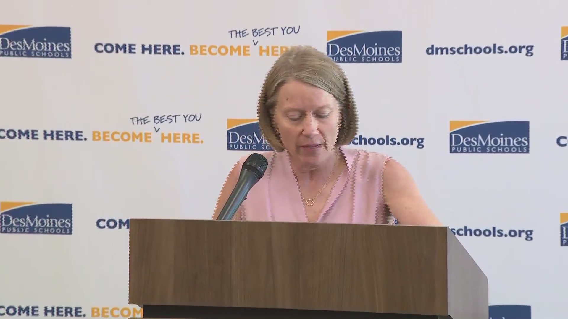 Des Moines school officials address detainment of superintendent – WSPA ...