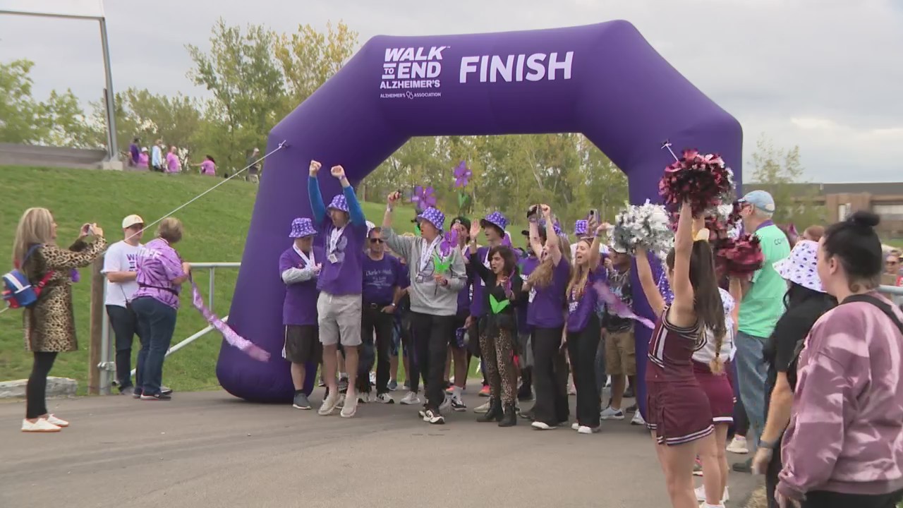 Thousands participate in annual Walk to End Alzheimer’s at Buffalo’s