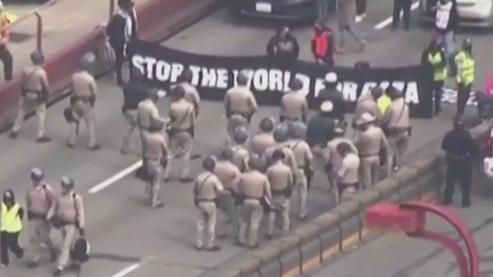 Israel at war: Protesters chant ‘death to America’ as they call for ...