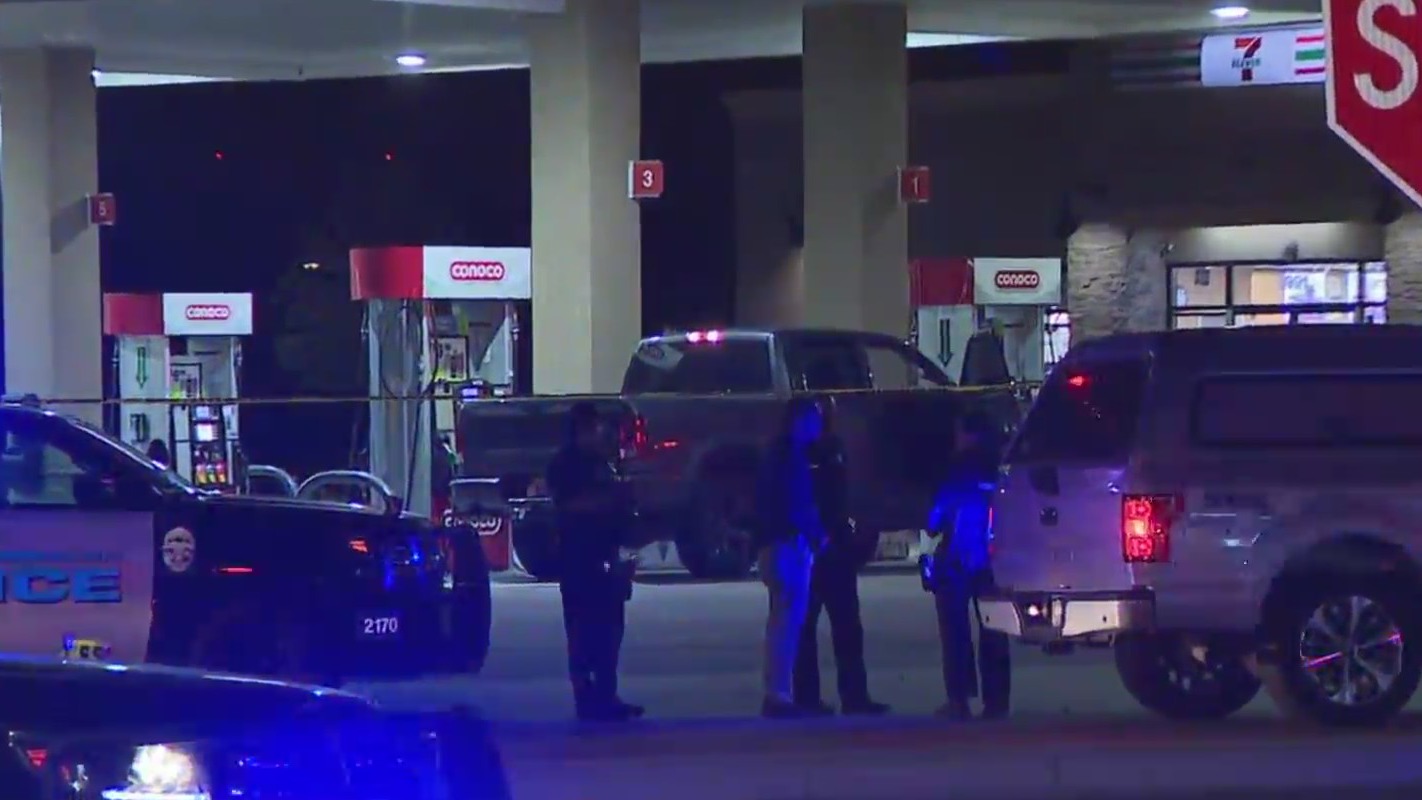 1 shot in Commerce City, police on scene at gas station – FOX31 Denver