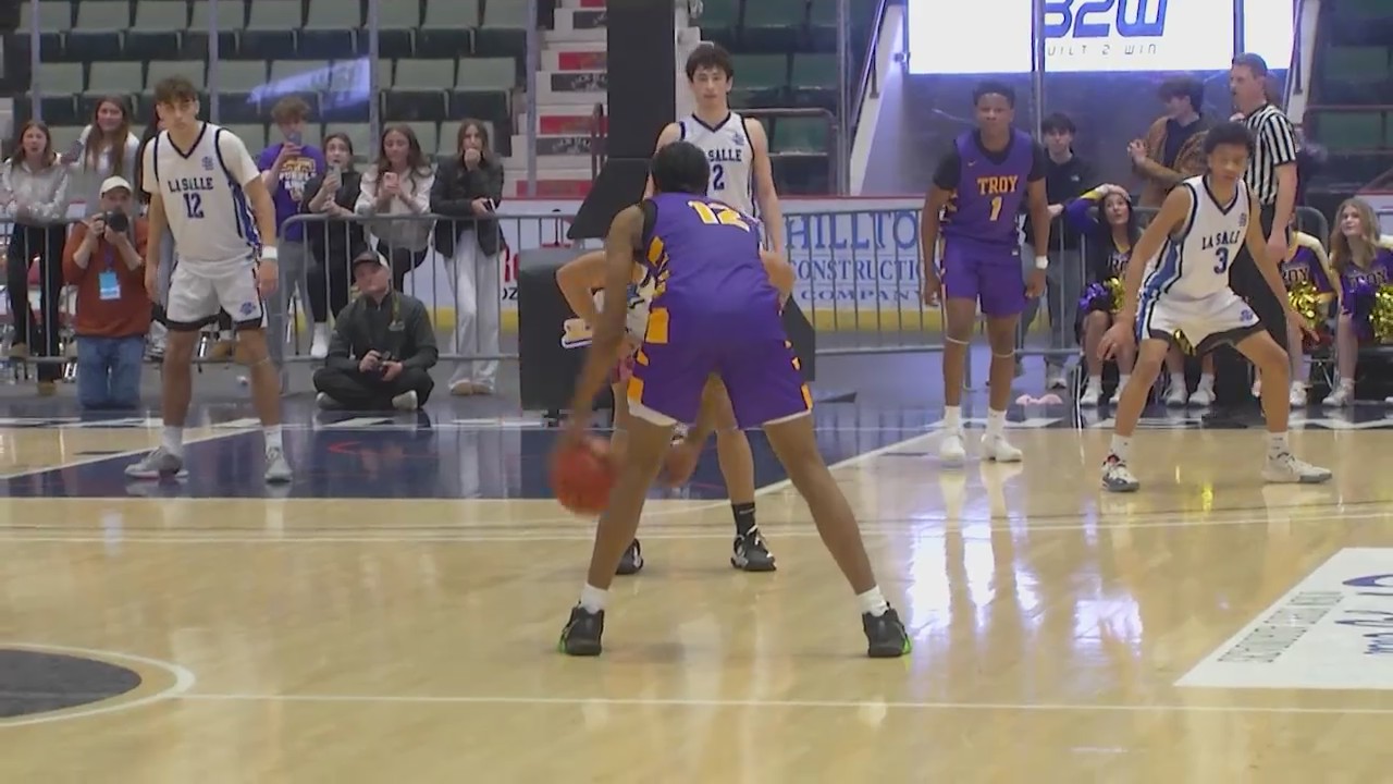 Stetson Merritt caps improbable Troy comeback that sends Flying Horses ...