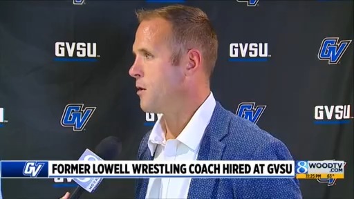 ¡Un Campeón al Timón! GVSU Contrata al Ex-Entrenador de Lowell con 11 Títulos Consecutivos