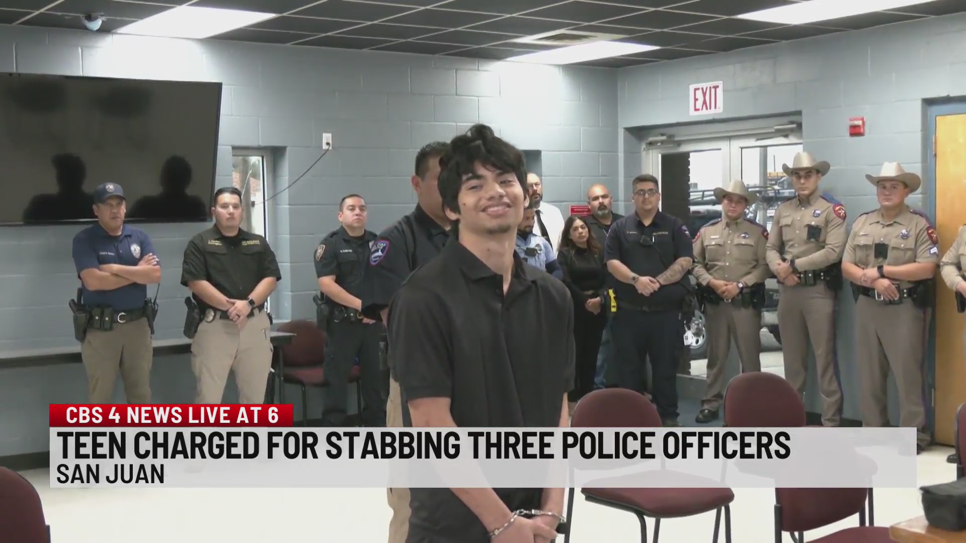 Teen charged for stabbing three police officers – KVEO-TV