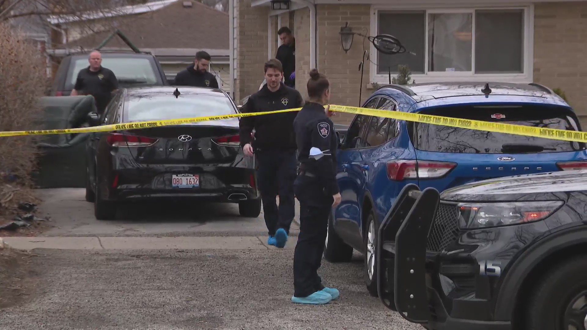 Man found dead inside Glenview home – WGN-TV