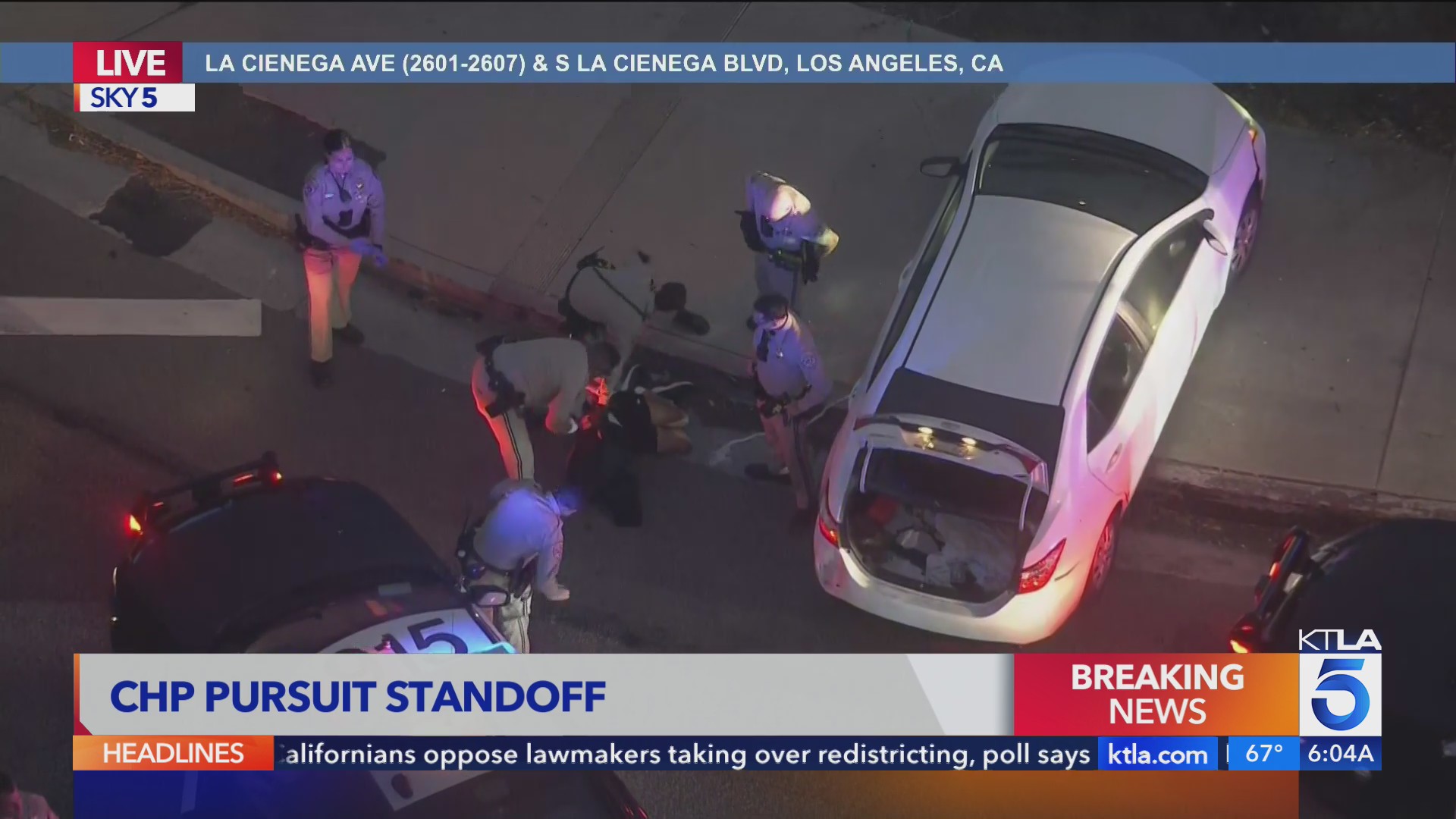 Pursuit suspect pulled out of car following high-speed chase in L.A. – KTLA