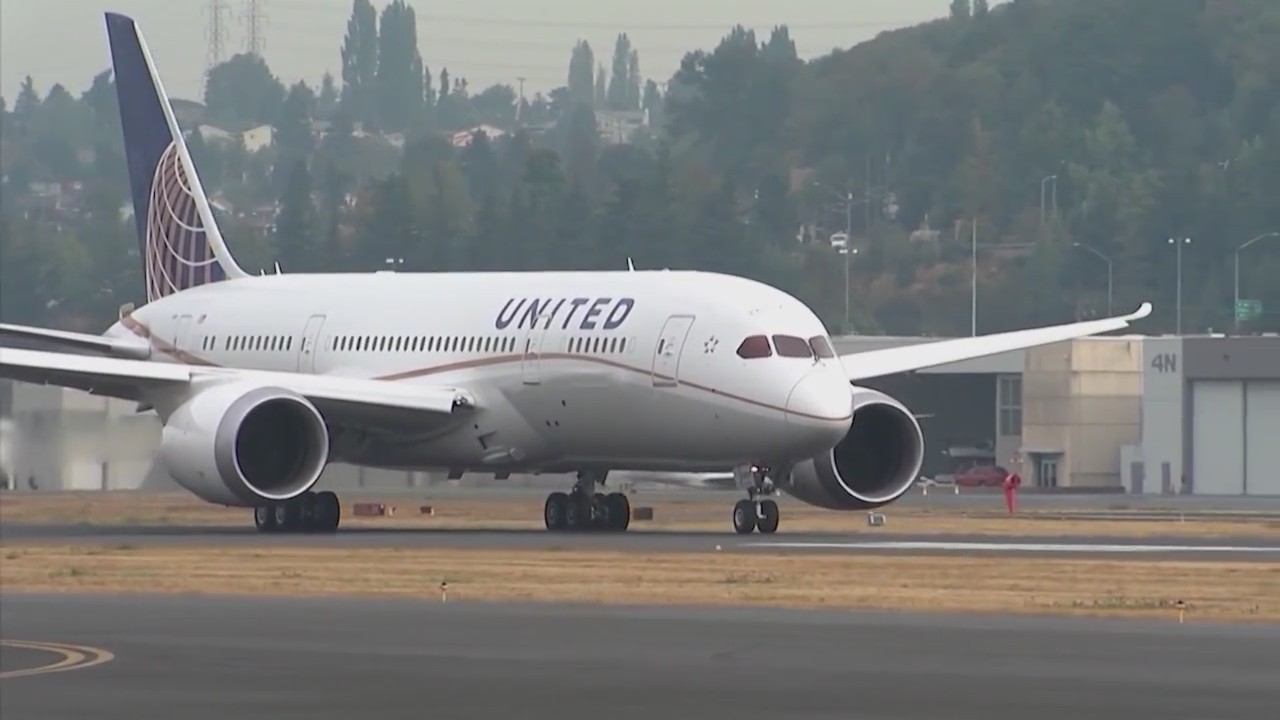 Passengers injured in SFO bound flight, United says CBS 42