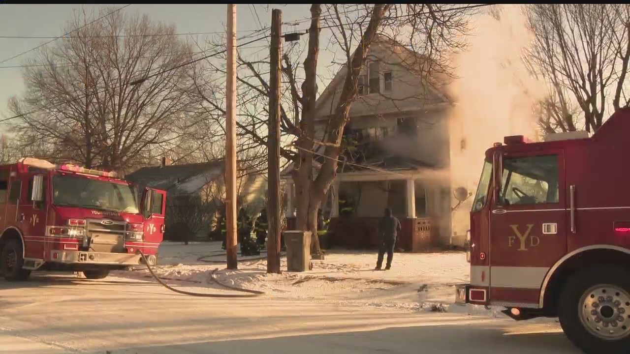 Crews respond to house fire on Youngstown’s South Side – WKBN.com