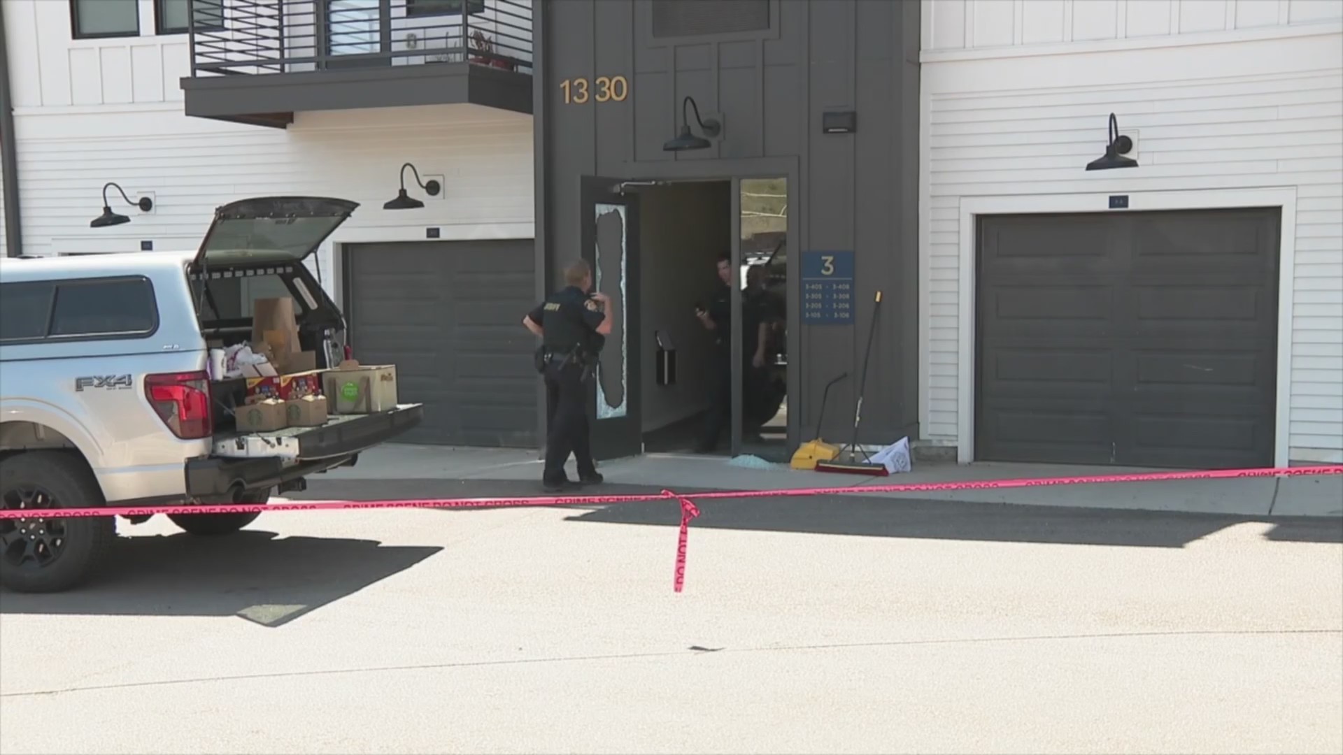 18-year-old accused of stabbing relatives in Douglas County – FOX31 Denver